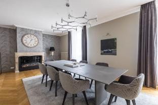 Lombardi chambre double, sdb et wc Villa in Le Mans