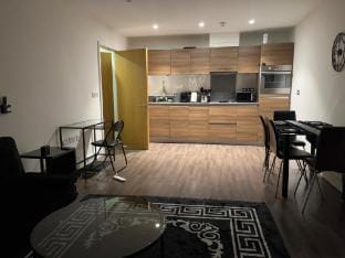Cosy 2 Bed  near O2, Canary Wharf Cntrl Ldn Apartment in London
