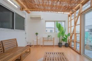 Green House 九条 Villa in Osaka
