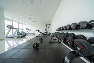 Tobe in Hue 1 - Free Pool and Gym & City View Apartment in Laos