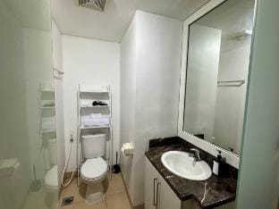 Cozy Studio U Residence 2 • Netflix &  WiFi Vacation rental in West Java
