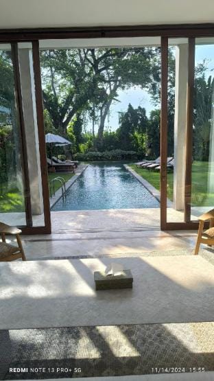 Luxury 5-Star Villa: 6 BR, 18 Persons Villa in North Kuta