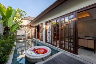 Private Villa 1BR with Pool & Jacuzzi in Ubud Vacation rental in Ubud