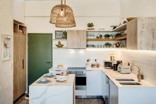 Chic Rooftop Apartment by the Sea 6onN Sea Point Apartment in Sea Point