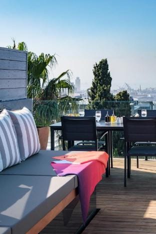Experience Vibrant Living at De Waterkant Views Apartment in Cape Town