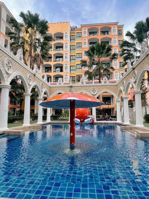 Venetian resort pattaya เวเนเซี่ยนคอนโดพัทยา Hotel in Pattaya City