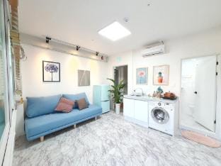 Seoul station Cozy House(4Rooms&2Bathrooms) #E Apartment in Seoul