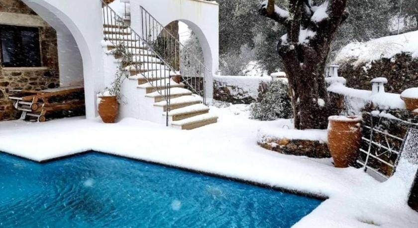 Minos Country Living Marcus Studio Apartment in Crete
