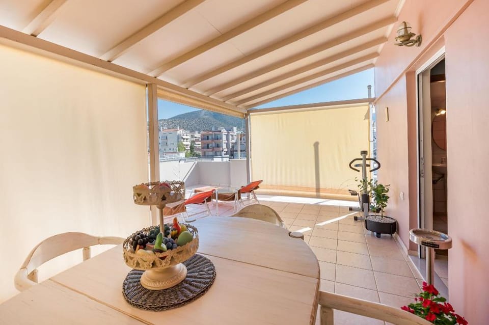 Glyfadas Luxury Design Apartment with Balcony Apartment in South Athens