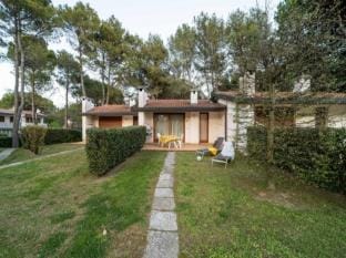 Modern flat with garden and pool near the beach Apartment in Bibione