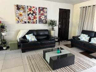2bdr city apartment with AC, Wi-Fi, with Security Vacation rental in Suva