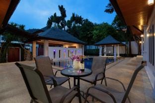 Balinese-style 3Br Pool Villa Tina Villa in Rawai
