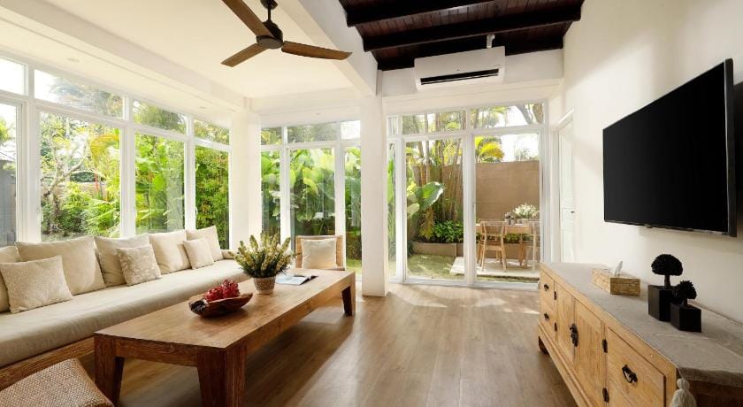 Villa Swarna Seminyak by Nakula Hotel in Kuta