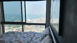 Unixx Pattaya Seaview. Apartment in Pattaya City