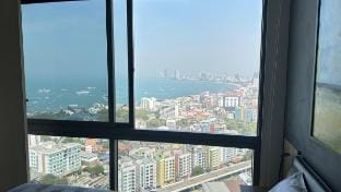 Unixx Pattaya Seaview. Apartment in Pattaya City