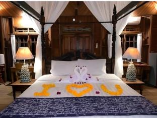Secret Moon Beach House Villa in Karangasem Regency