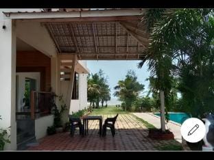 ONBTBB 8BHK VILLA ALIBAUG Villa in Maharashtra
