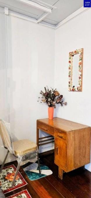 Blue Theme Local House| 20 m. walk to Huahin Beach Vacation rental in Nong Kae