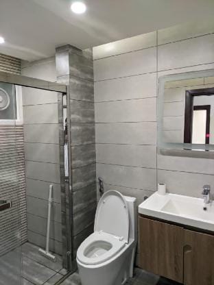 Scenic Retreat with Stunning Margalla & City Views Apartment in Islamabad