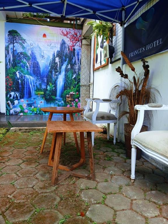 Yaemal Frances Hotel Hotel in Bandung