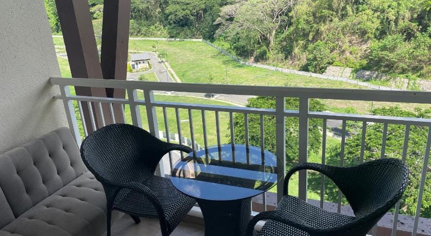 Pico De Loro Miranda B With 290 mbps Wifi Apartment hotel in Nasugbu