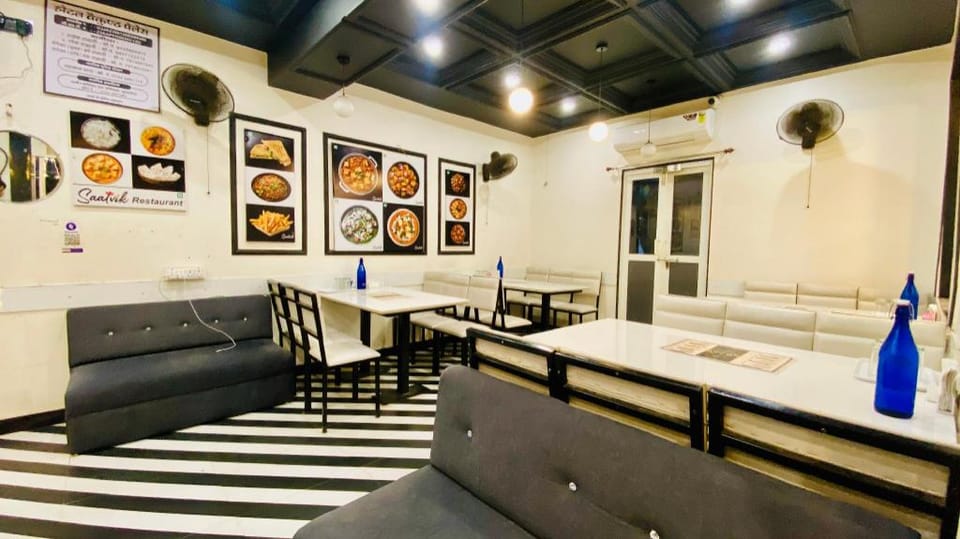 Hotel Vaikunth Palace Hotel in India