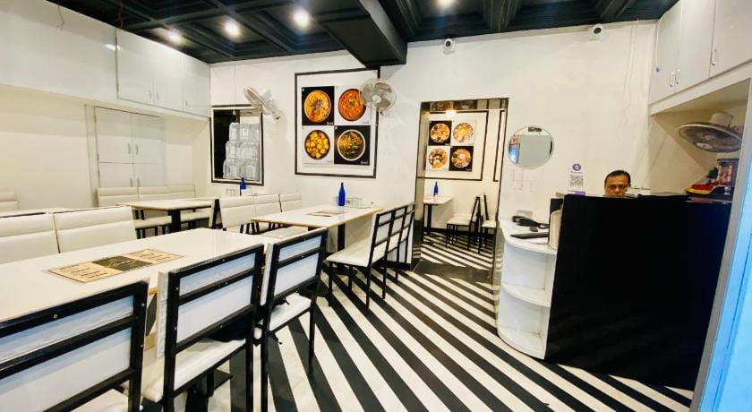 Hotel Vaikunth Palace Hotel in India
