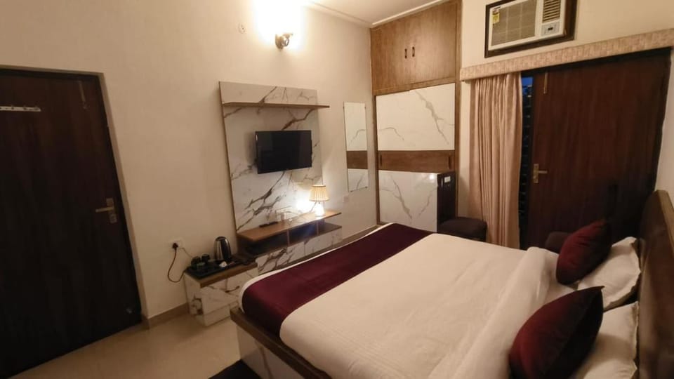 Prem villas homestay Bed and Breakfast in Agra