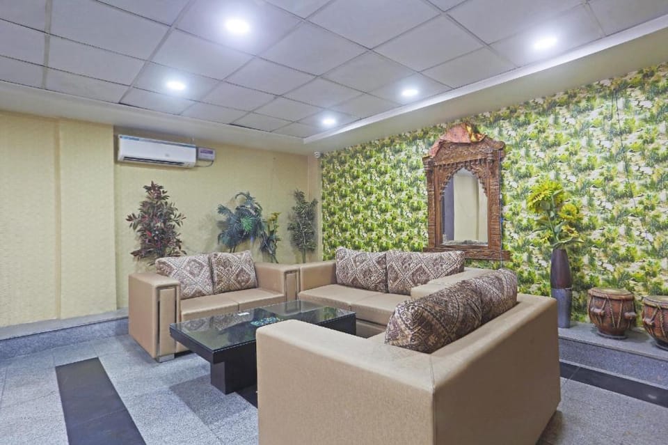 Hotel Aerostar Gold Hotel in Delhi