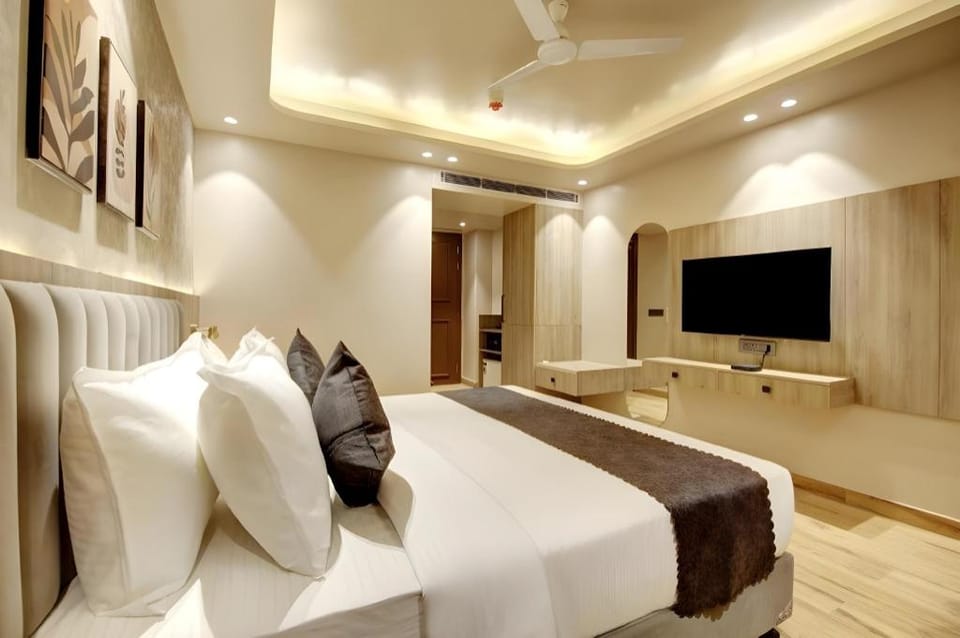Hotel Linda Inn Near Delhi Airport Hotel in New Delhi