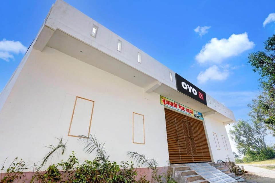 SPOT ON Brijwasi guest house Hotel in Uttar Pradesh