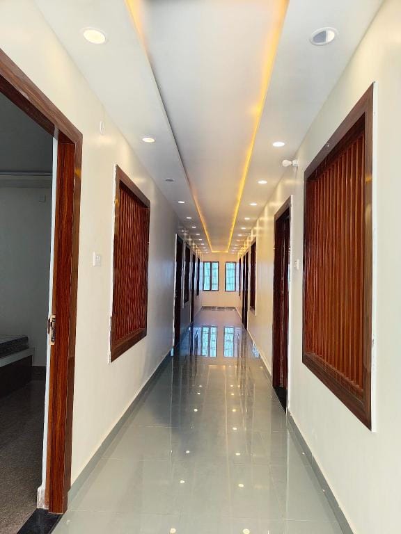 Hotel KW Residency Hotel in Uttar Pradesh