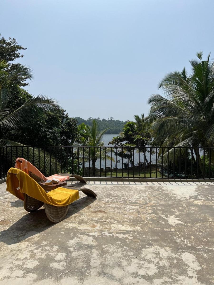 Red Mangrove Bed and Breakfast in Western Province