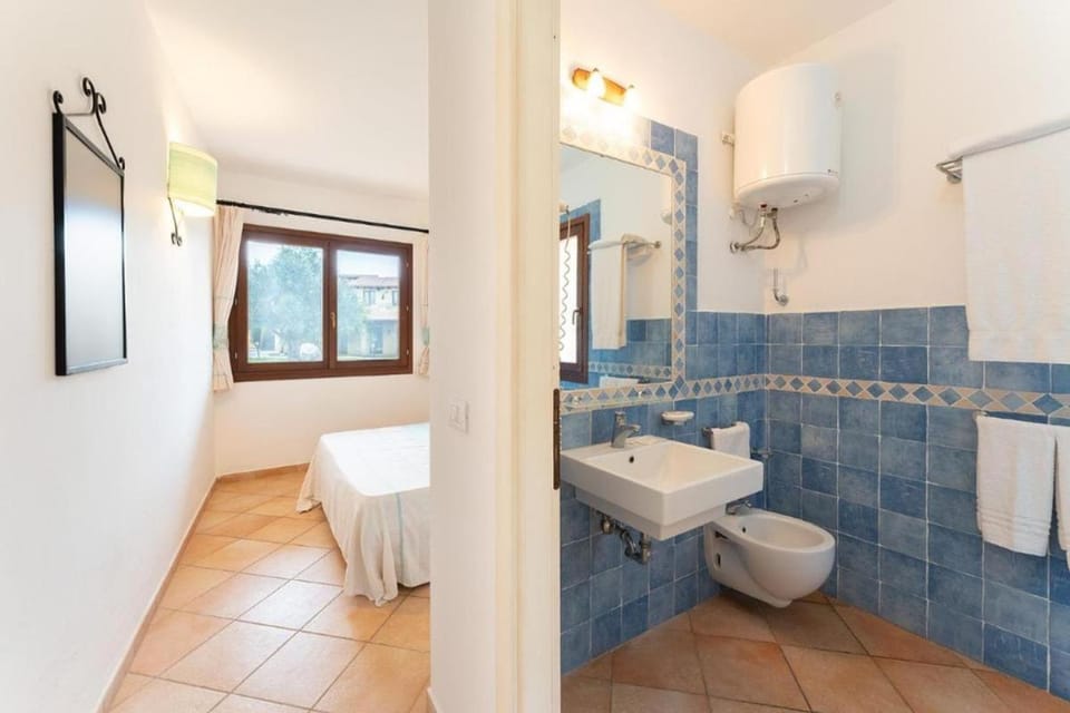 Relaxing Residence Baia dei Mirti B4 1 Bedroom Apartment Sleeps 4 -Bilo-4 Apartment in Sardinia