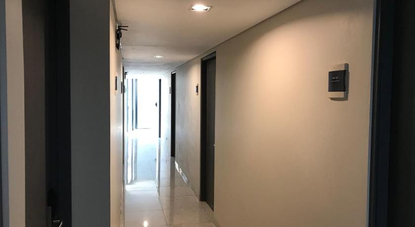 LeGreen Suite Semanggi Hotel in South Jakarta City