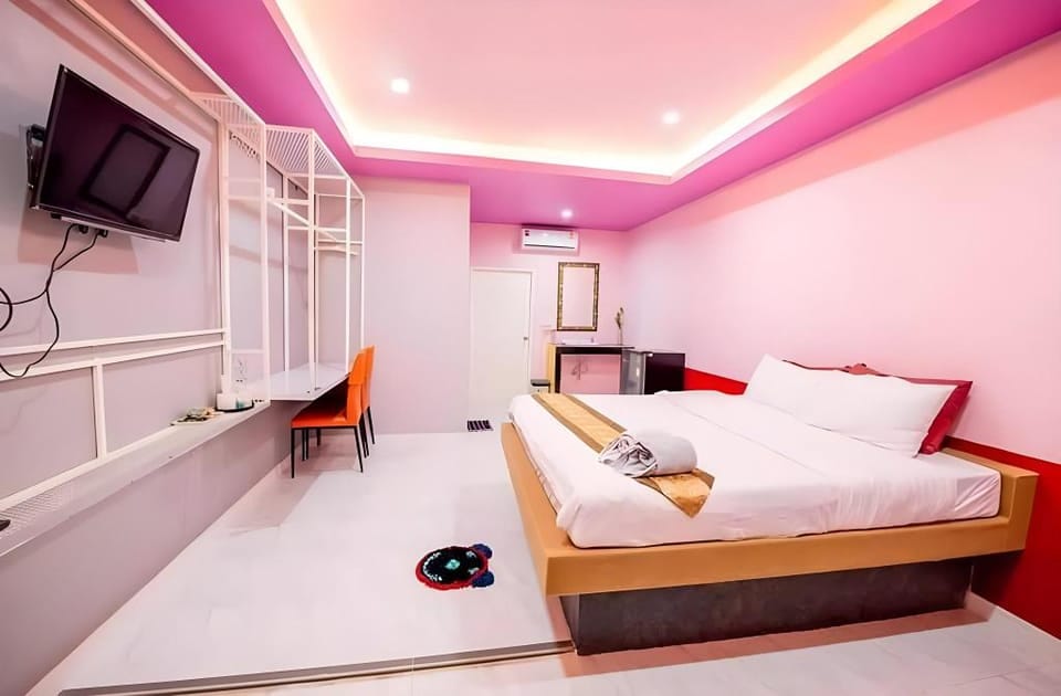 Room Full of Love by CCC Hotel in Laos
