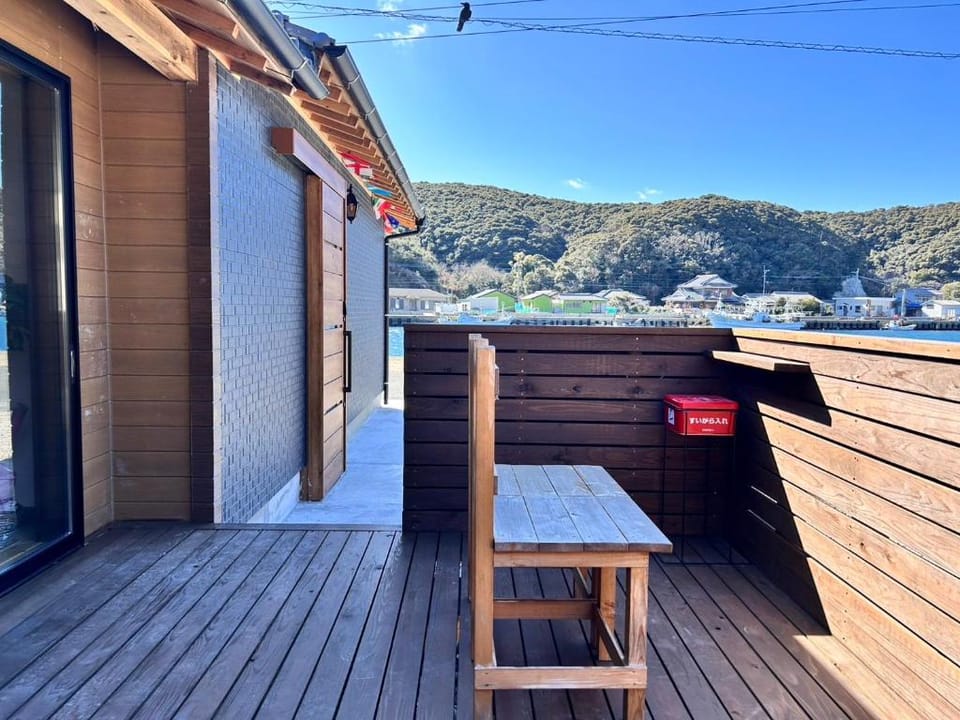 Yamaboushi Tsushima - Guesthouse & Cafe Hotel in South Korea