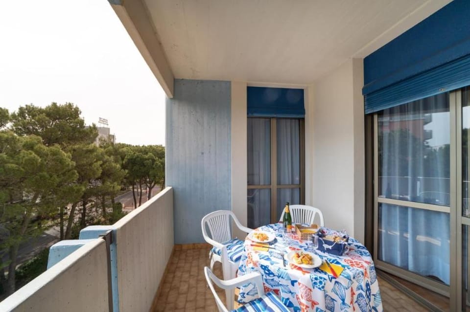 Bright holiday apartment with a large terrace Apartment in Bibione
