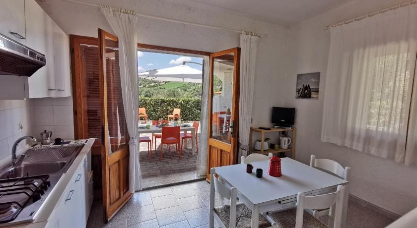 La Casa Di Rita in Muriscuvò Hotel in Sardinia