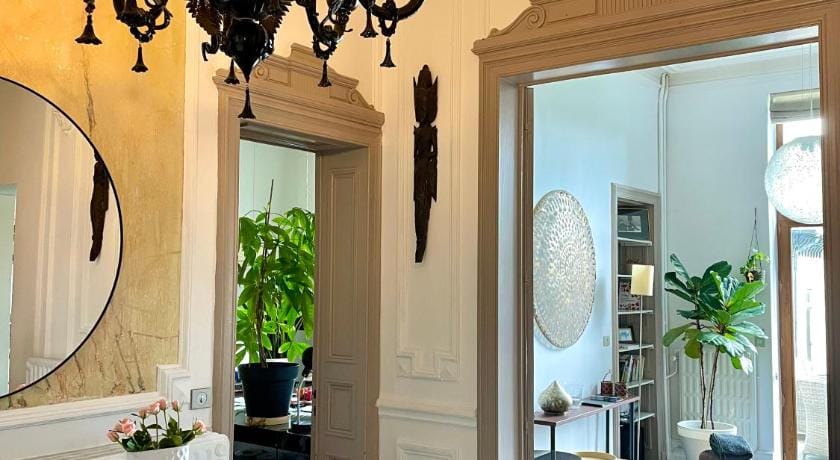 Homestay Villa O Hotel in Wallonia, Belgium