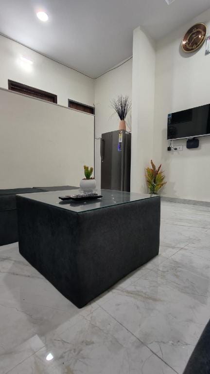 The Comfort Spot Fully Furnished 1 BHK  Apartment in India