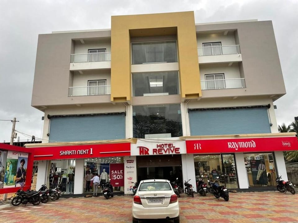 HOTEL REVIVE Hotel in Gujarat