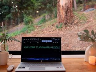 Kookaburras Perch-Peaceful, Secluded, Dog Friendly Apartment in Victoria