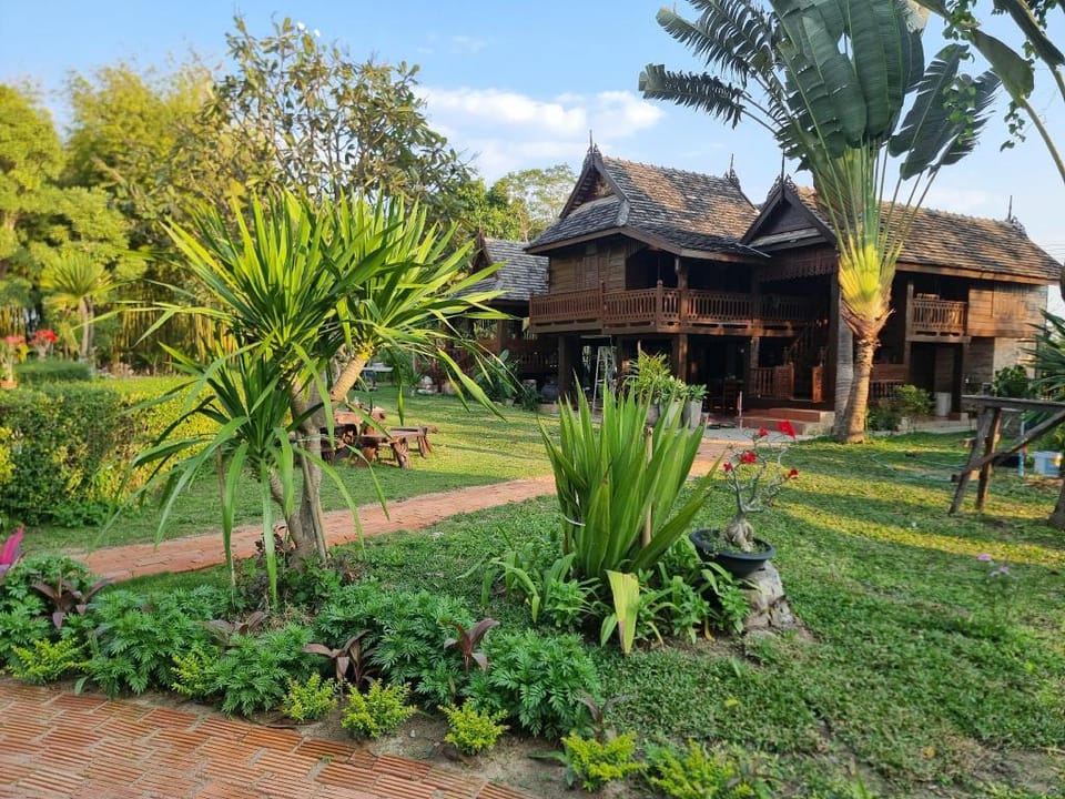 เฮือนทิพย์วิมาน Resort in Thailand