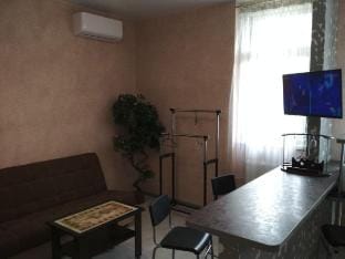 Comfortable apartment in the center, M. Vokzalna Apartment in Kiev City - Kyiv