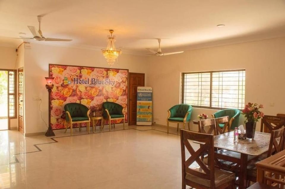 Hotel Blue Sky Clifton Hotel in Karachi