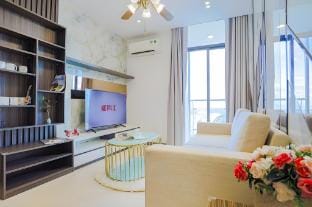 BeachSide Suites - CSJ Vung Tau Tower, Ocean View Apartment in Vung Tau