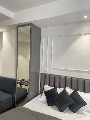 Couple's Paradise By IOI Stays Vacation rental in Punjab, India