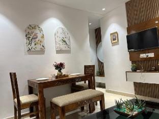 IOI Sovereign Suite : 4 people Vacation rental in Punjab, India