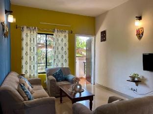 Aff2: 2bhk with pool in Vagator by Tanash Homes Vacation rental in Goa, India
